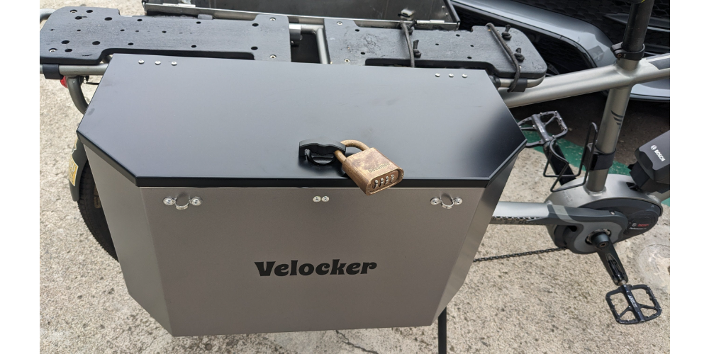 {{Velocker_MAX (Single)}}